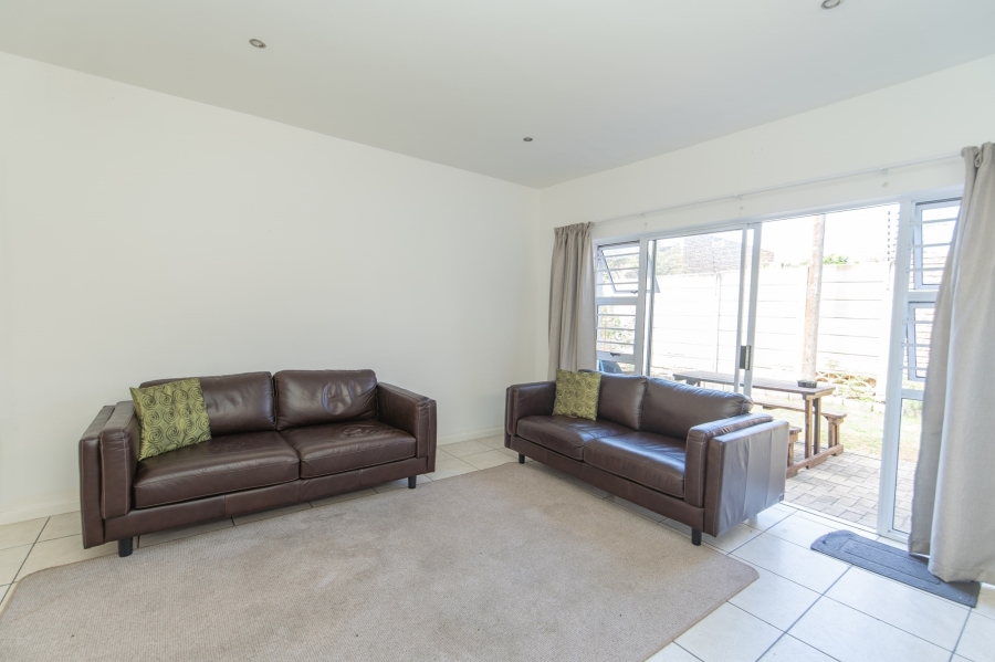 3 Bedroom Property for Sale in Bluewater Bay Eastern Cape